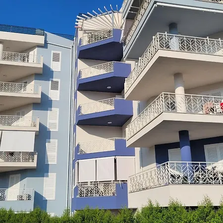 Recanati Seaside * Giardini-Naxos