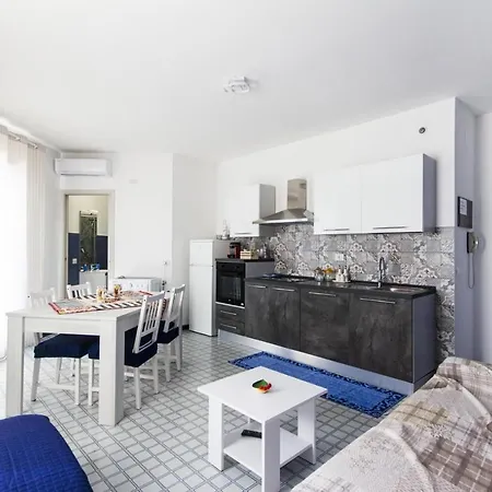 Recanati Seaside Apartment *
